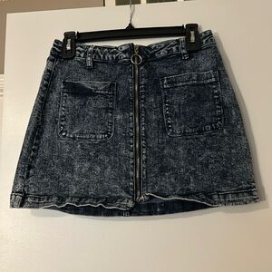 Denim skirt